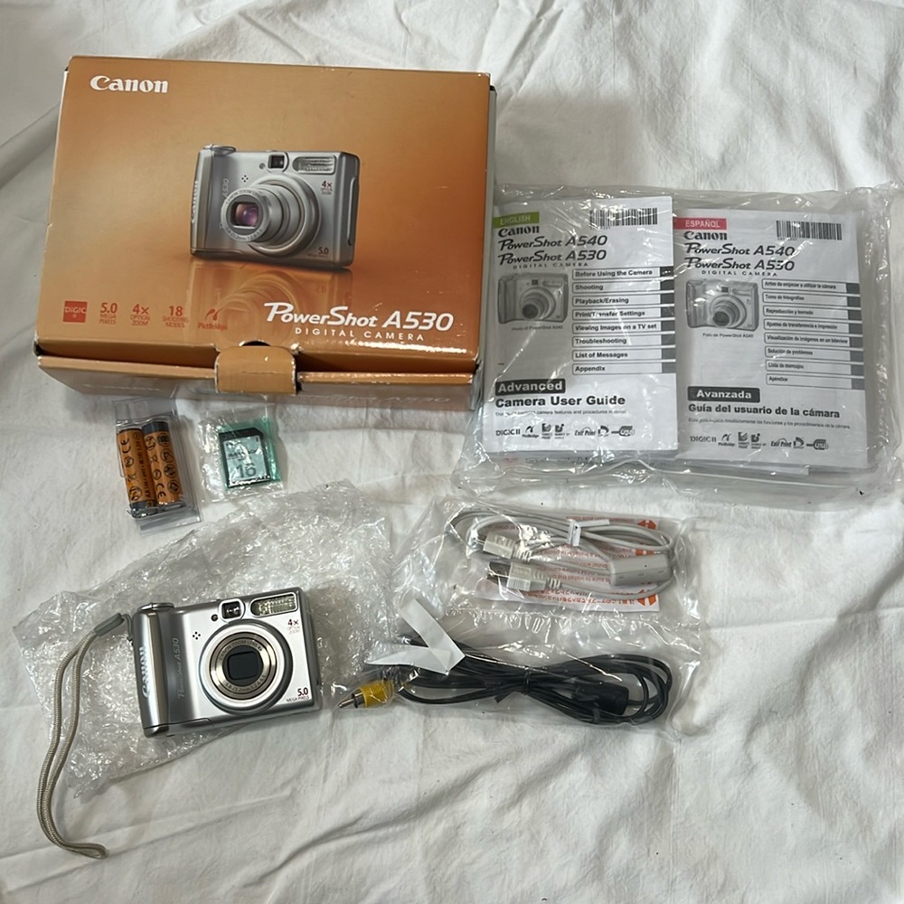 Canon PowerShot A530 Digital Camera 5.0MP 4x Optical Zoom